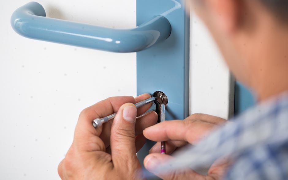 serrurier vitrier Courbevoie